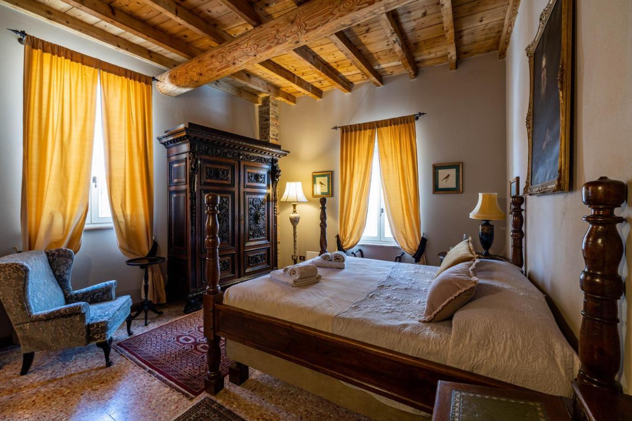 B&B Formigola Corticelle Pieve Buitenkant foto
