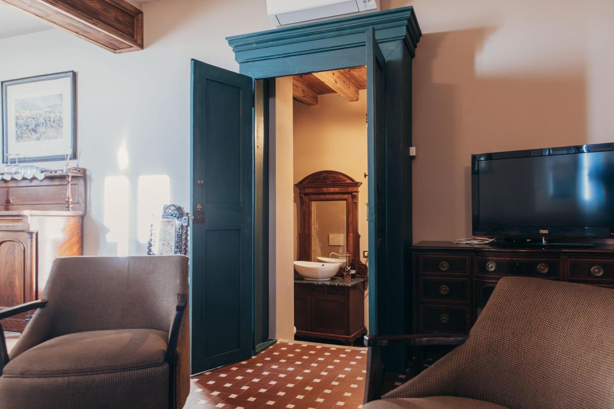 B&B Formigola Corticelle Pieve Buitenkant foto