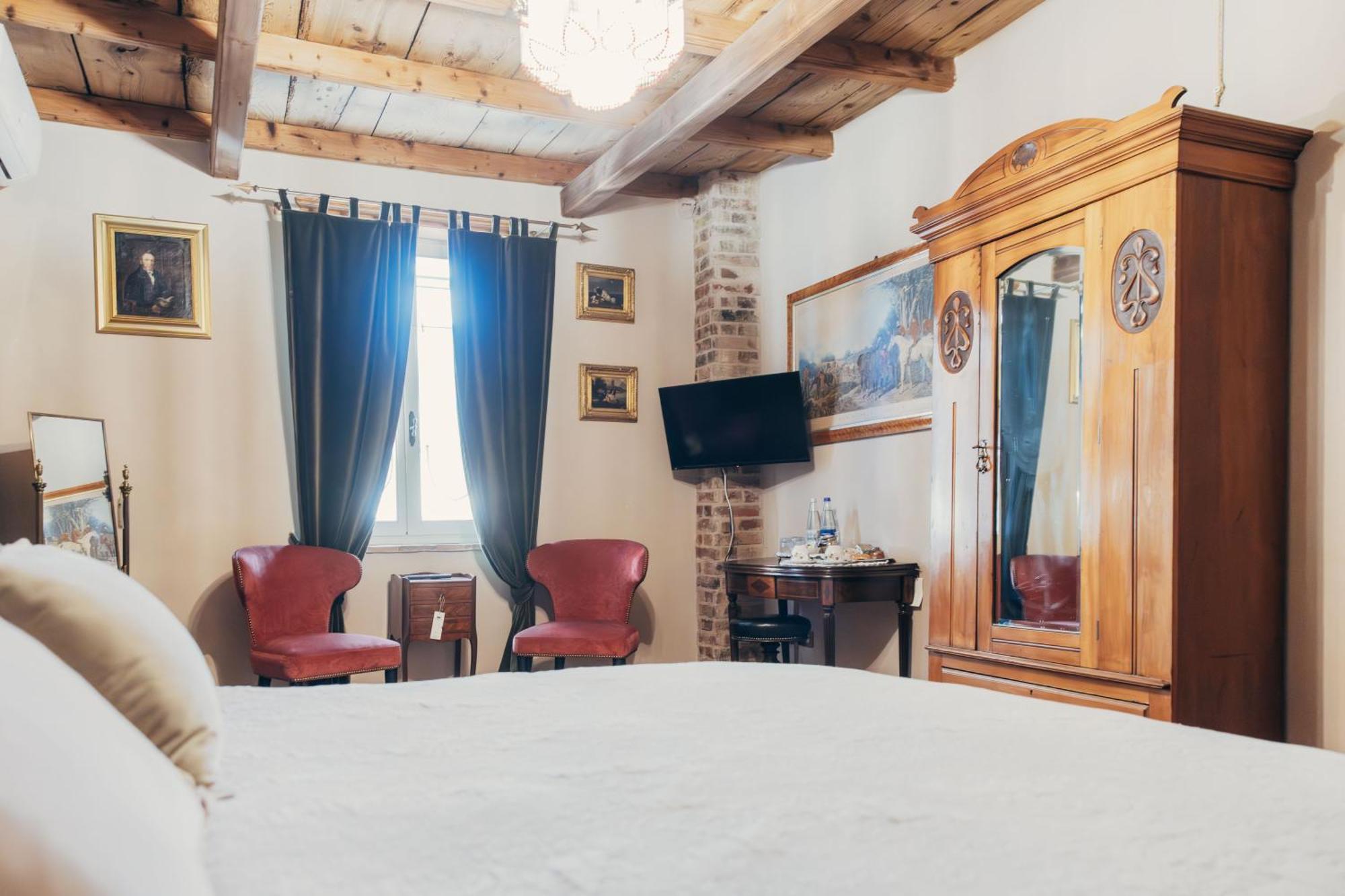 B&B Formigola Corticelle Pieve Buitenkant foto
